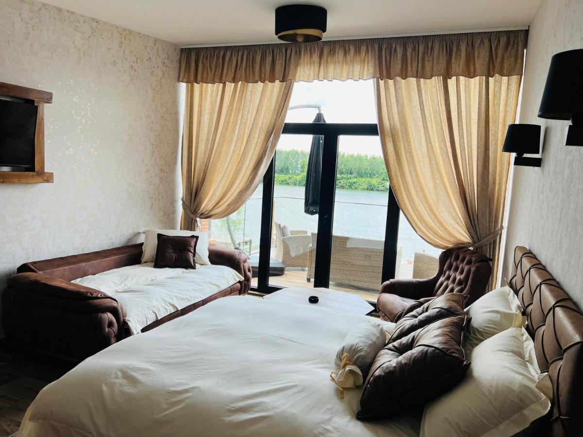 Apartmani Tiske Noci Becej Exterior photo