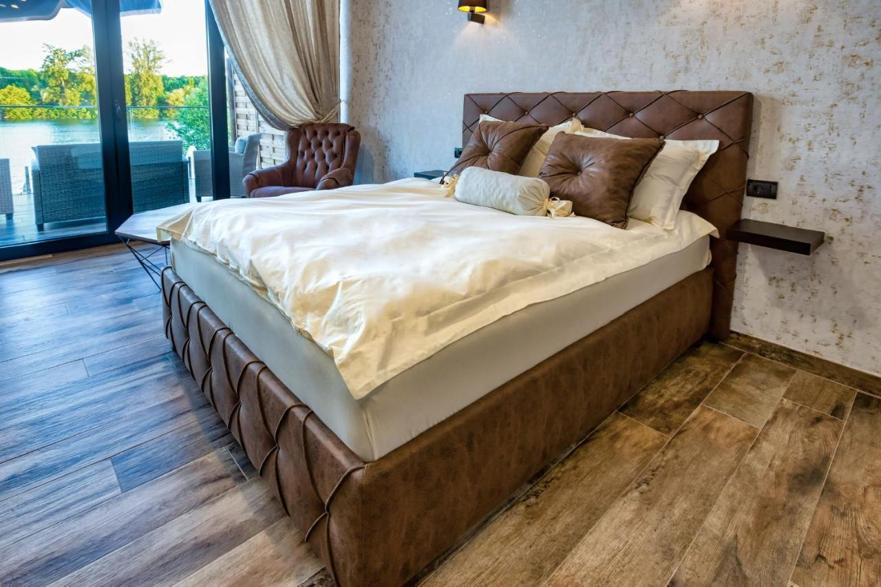 Apartmani Tiske Noci Becej Exterior photo